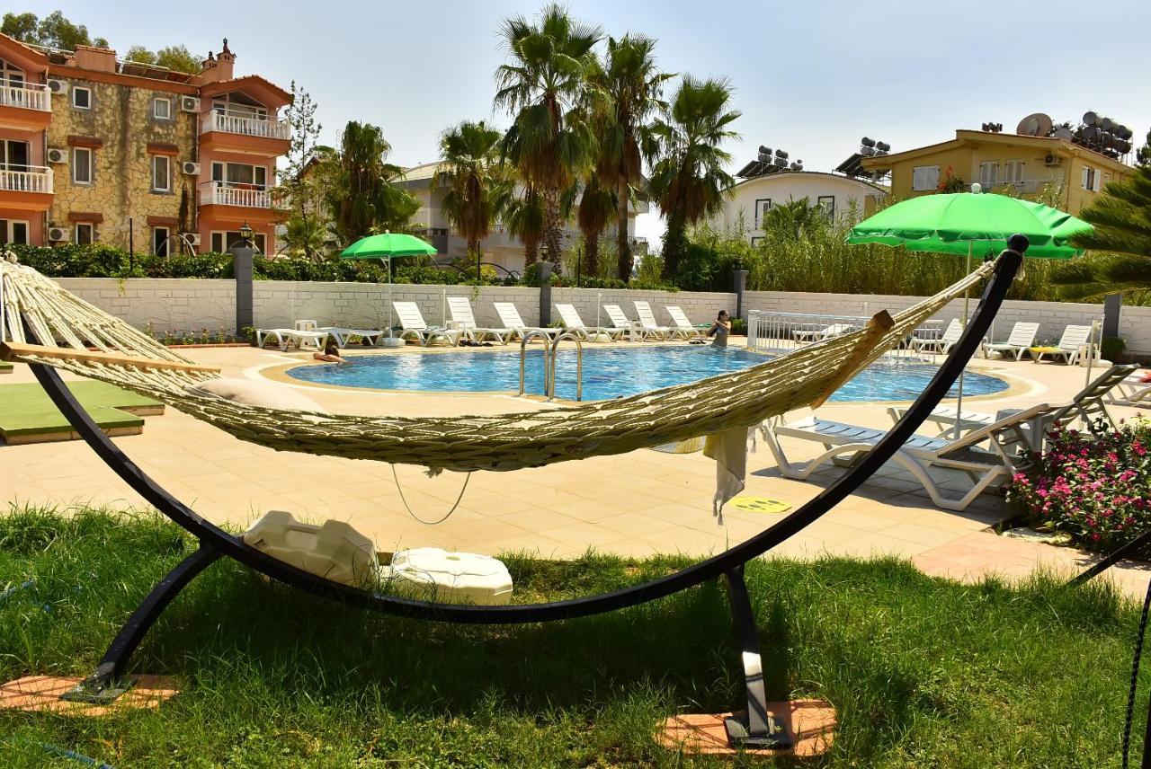 Nora Suit Hotel Side Exterior foto