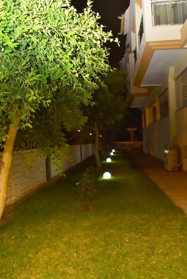 Nora Suit Hotel Side Exterior foto